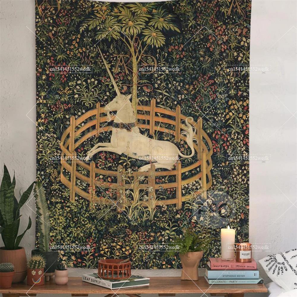 Tapiz de pared de Unicornio en - Pilates Yoga Studio reseña y precio